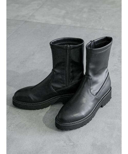 Te chichi(テチチ)の「タンクソールブーツ(ブーツ・レディース・ブラック・38/37)」の2枚目の写真