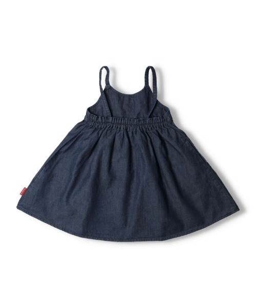 Moujonjon（ムージョンジョン）の「デニムジャンパースカート（ジャンパースカート・キッズ・ライトブルー/ネイビー・100/110/130/90/140/120）」の4枚目の写真