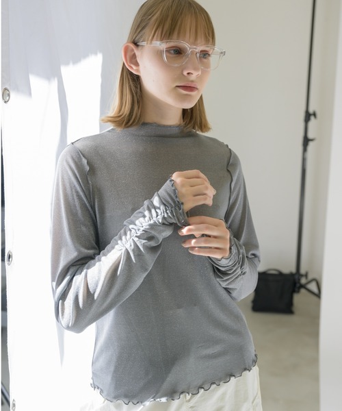 idem（イデム）の「glitter sheer tops/ラメシアートップス（Tシャツ/カットソー・レディース・ピンク/アイボリー/ブルー/ライトブルー・FREE）」の3枚目の写真