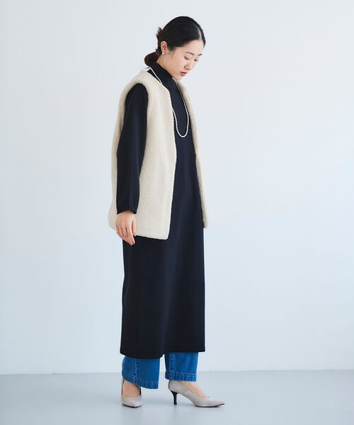 le.coeur blanc(ルクールブラン)の「ボアベスト&ニットワンピースSET(ワンピース・レディース・ブラウン/ブラック・38)」の16枚目の写真