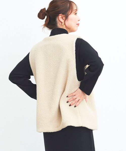 le.coeur blanc(ルクールブラン)の「ボアベスト&ニットワンピースSET(ワンピース・レディース・ブラウン/ブラック・38)」の5枚目の写真
