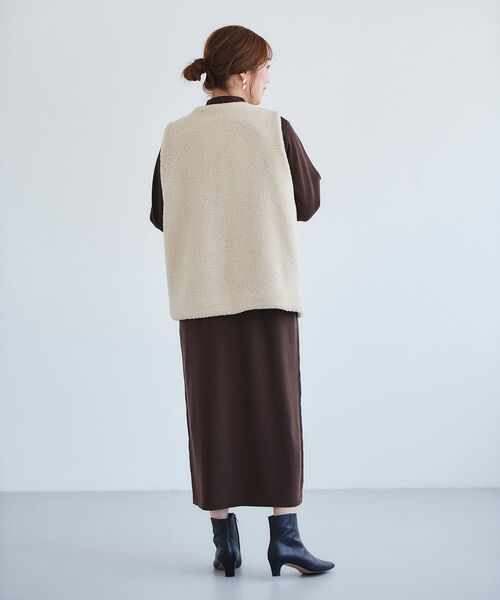 le.coeur blanc(ルクールブラン)の「ボアベスト&ニットワンピースSET(ワンピース・レディース・ブラウン/ブラック・38)」の14枚目の写真