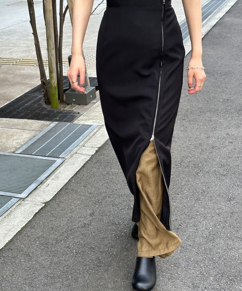 select MOCA（セレクトモカ）の「サイドジップスリットスカート（スカート・レディース・ブラック/ベージュ/グレー・MEDIUM/SMALL）」の14枚目の写真