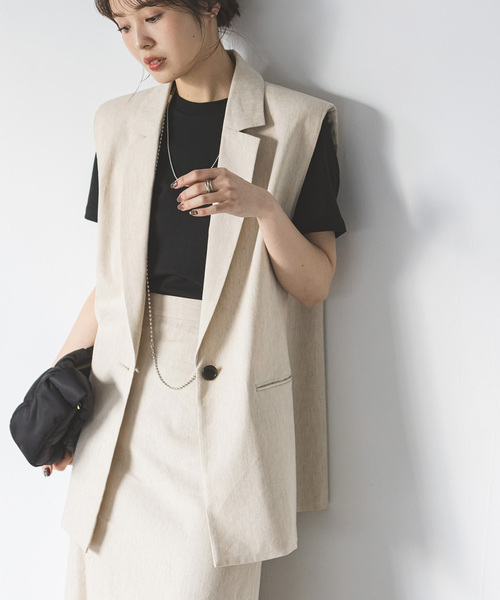 美品✨　NOBLE コットンリネンパワーショルダージレ　ベージュ　サイズ38 Noble（ノーブル）の「コットンリネンパワーショルダージレ