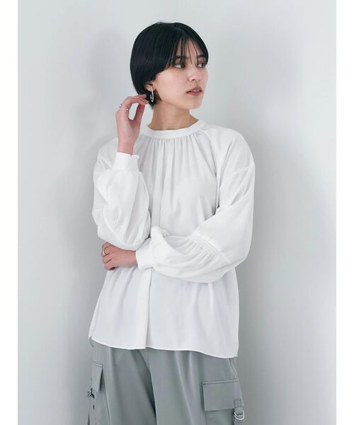 YECCA VECCA（イェッカヴェッカ）の「ギャザーブラウス（シャツ/ブラウス・レディース・ピンク/ホワイト/チャコールグレー・FREE）」の5枚目の写真