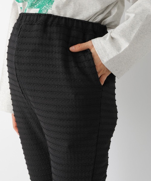 LEPSIM(レプシィム)の「【産前・産後対応】マタニティ/ フリルティアードイージーパンツ 992053(マタニティウェア/グッズ・レディース・ブラック/ブルー/アイボリー・FREE)」の20枚目の写真