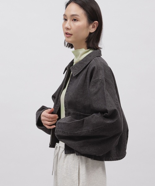 LAKOLE(ラコレ)の「デニムショートブルゾン / 102229(デニムジャケット・レディース・ライトブルー/ブルー/グレー・MEDIUM/SMALL)」の21枚目の写真