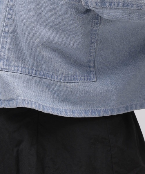 LAKOLE(ラコレ)の「デニムショートブルゾン / 102229(デニムジャケット・レディース・ライトブルー/ブルー/グレー・MEDIUM/SMALL)」の6枚目の写真