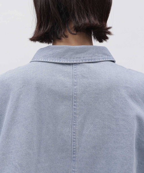 LAKOLE(ラコレ)の「デニムショートブルゾン / 102229(デニムジャケット・レディース・ライトブルー/ブルー/グレー・MEDIUM/SMALL)」の7枚目の写真