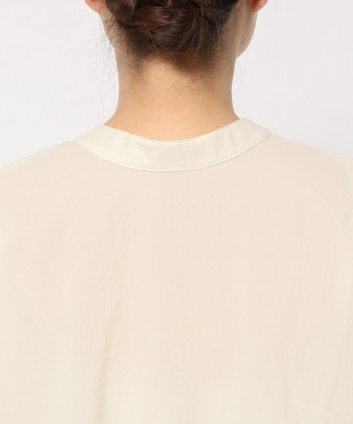 LOWRYS FARM（ローリーズファーム）の「バンドカラーシャツ８Ｓ 991518（シャツ/ブラウス・レディース・ブラック/ピンク/ブルー/アイボリー・FREE）」の21枚目の写真