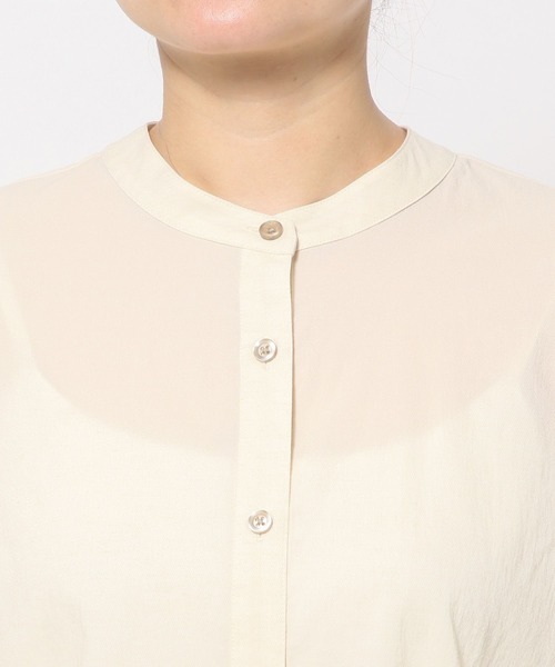 LOWRYS FARM（ローリーズファーム）の「バンドカラーシャツ８Ｓ 991518（シャツ/ブラウス・レディース・ブラック/ピンク/ブルー/アイボリー・FREE）」の22枚目の写真