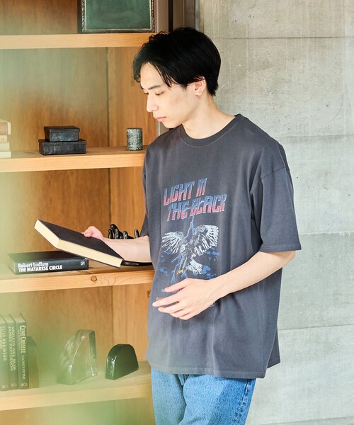 BEAMS HEART(ビームスハート)の「ワイルド グラフィック プリント Tシャツ(Tシャツ/カットソー・メンズ・ブラック/ブラック系その他4/チャコールグレー・SMALL/MEDIUM/LARGE)」の3枚目の写真