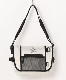 THRASHER（スラッシャー）の「GONZ Messenger Bag/スラッシャースマートフォン収納可能ゴンズワンポイントアイコンメッセンジャーバッグ（メッセンジャーバッグ）」