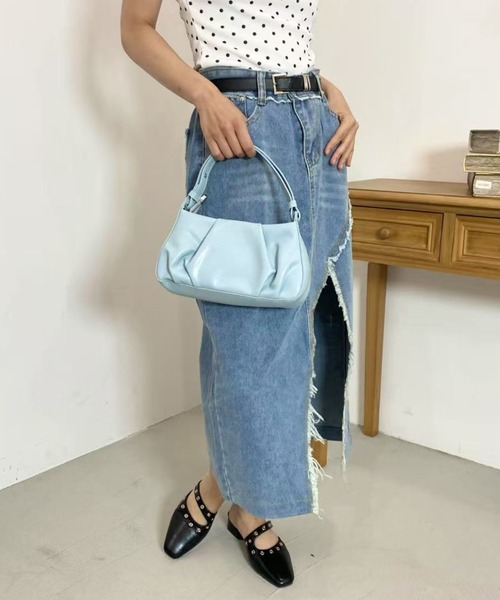 mebole(メボレ)の「slitデニムロングスカート(デニムスカート・レディース・ブルー・MEDIUM/LARGE)」の20枚目の写真