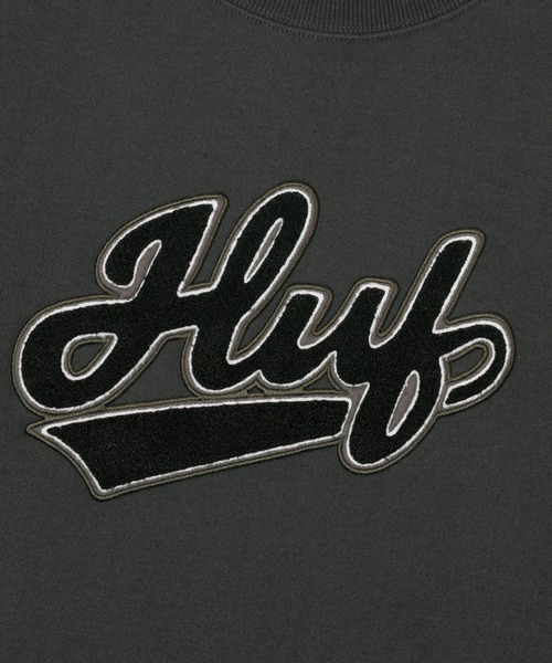 HUF（ハフ）の「POP FLY DAMAGE CREW / HUF クルー トップス
