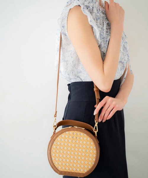 NOELA（ノエラ）の「ラタンライクサークルバッグ（ショルダーバッグ・レディース・ベージュ/ブラウン/オフホワイト・フリー）」の12枚目の写真