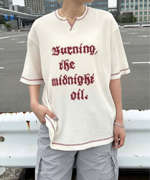 sedacle（セダクル）の「ステッチキーネックワッフルTシャツ（Tシャツ/カットソー・メンズ・マスタード/レッド/アイボリー/チャコールグレー/グレー・SMALL/MEDIUM/LARGE）」の2枚目の写真