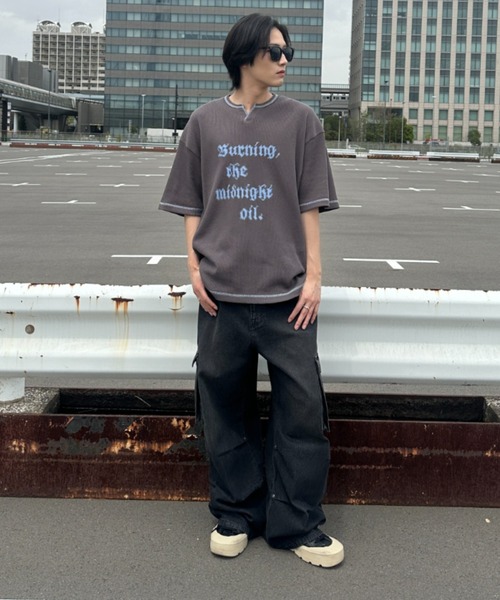 sedacle（セダクル）の「ステッチキーネックワッフルTシャツ（Tシャツ/カットソー・メンズ・マスタード/レッド/アイボリー/チャコールグレー/グレー・SMALL/MEDIUM/LARGE）」の19枚目の写真