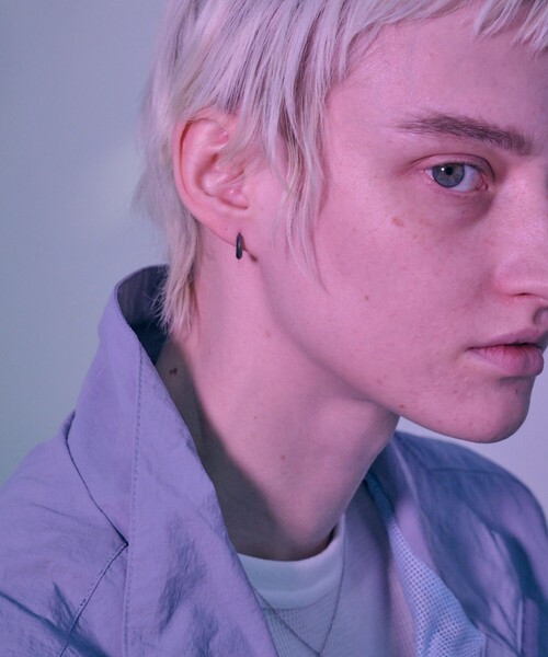 and cloud(アンドクラウド)の「Spine Hoop Pierce/Single(ピアス(片耳用)・レディース・ブラック/シルバー/イエローゴールド・FREE)」の14枚目の写真