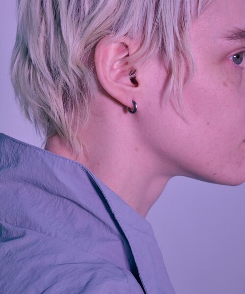 and cloud(アンドクラウド)の「Spine Hoop Pierce/Single(ピアス(片耳用)・レディース・ブラック/シルバー/イエローゴールド・FREE)」の1枚目の写真