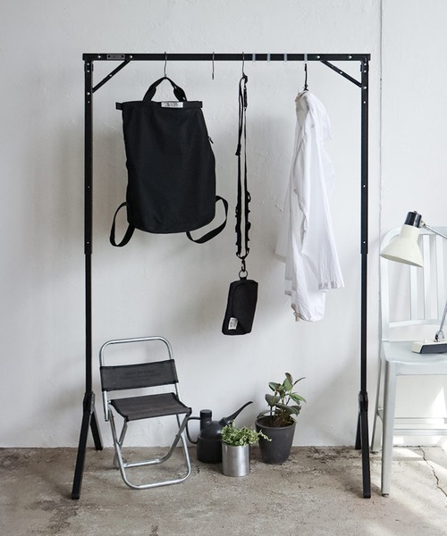 POST GENERAL(�|�X�g�W�F�l����)��POST GENERAL �|�X�g�W�F�l���� EXHIBITION FOLDABLE HANGER RACK �G�L�V�r�V���� �t�H���_�u���n���K�[���b�N  BLACK(�Ƌ�)