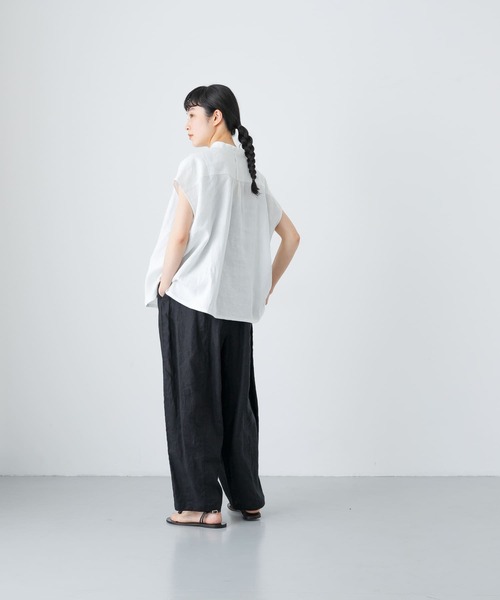 リネンノースリーブワイドシャツ　ライトグレー かぐれ（カグレ）の「リネンノースリーブワイドシャツ（Tシャツ