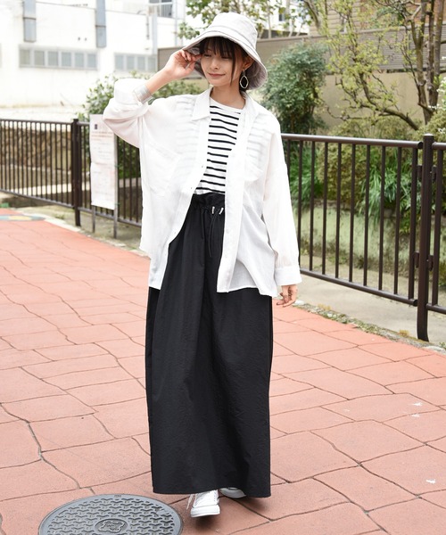 and it_(アンドイット)の「接触冷感ワイヤーリネンハット(ハット・レディース・ブラック/ネイビー/ライトグレー/ライトベージュ・FREE)」の6枚目の写真