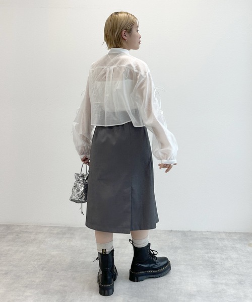 【新品】ウエストリボンショートブラウス セール】長袖ショート丈クロップドドロストギャザーシャーリング