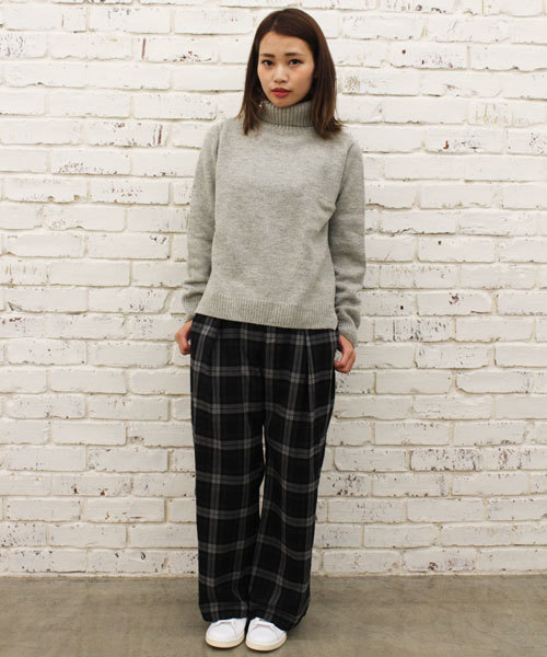 CIAOPANIC（チャオパニック）の「【Ciaopanic】ウォッシャブル天竺編みタートルネック（ニット/セーター・レディース・ホワイト/アイボリー/グレー/ネイビー・FREE）」の12枚目の写真