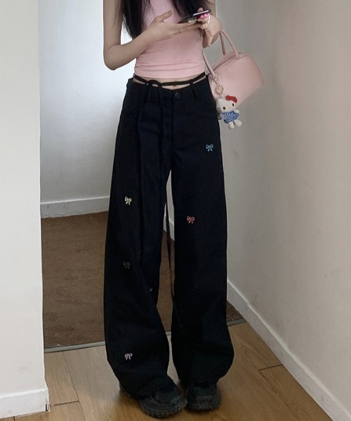 Vipoa（ヴィポア）の「little ribbon ワイドパンツ（その他パンツ・レディース・ブラック/ベージュ・MEDIUM/LARGE）」の3枚目の写真