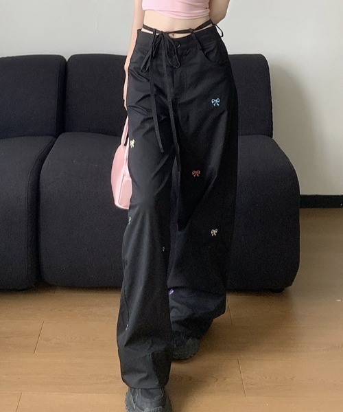 Vipoa（ヴィポア）の「little ribbon ワイドパンツ（その他パンツ・レディース・ブラック/ベージュ・MEDIUM/LARGE）」の6枚目の写真