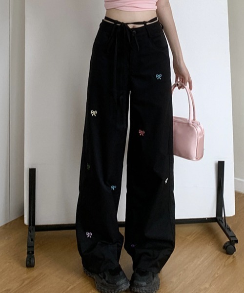 Vipoa（ヴィポア）の「little ribbon ワイドパンツ（その他パンツ・レディース・ブラック/ベージュ・MEDIUM/LARGE）」の8枚目の写真