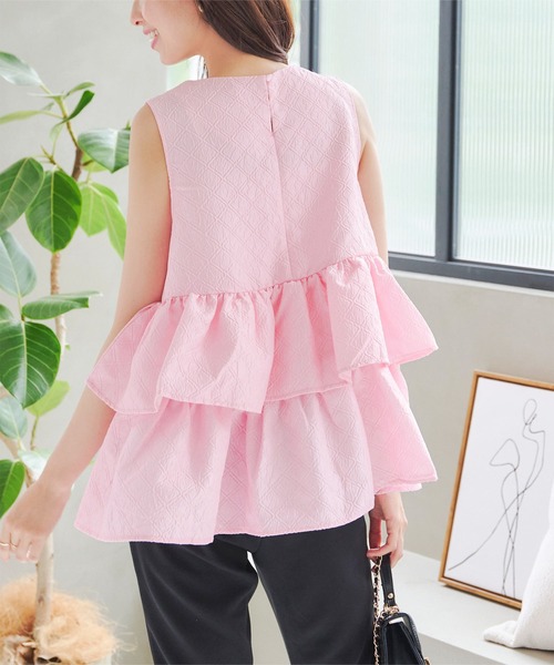 KOBE LETTUCE(コウベレタス)の「ジャガードフリルトップス(シャツ/ブラウス・レディース・ブラック/オフホワイト/ブルー/ピンク・M)」の14枚目の写真