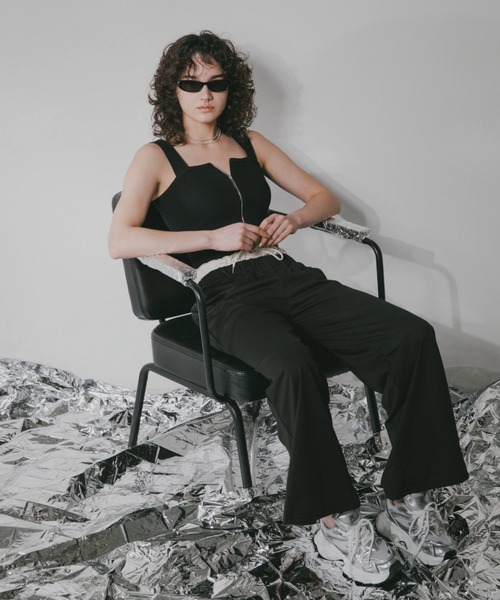 Solace（ソレイス）の「ダブルウエストストレートパンツ（スラックス・レディース・ブラック・FREE）」の3枚目の写真