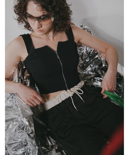 Solace（ソレイス）の「ダブルウエストストレートパンツ（スラックス・レディース・ブラック・FREE）」の5枚目の写真