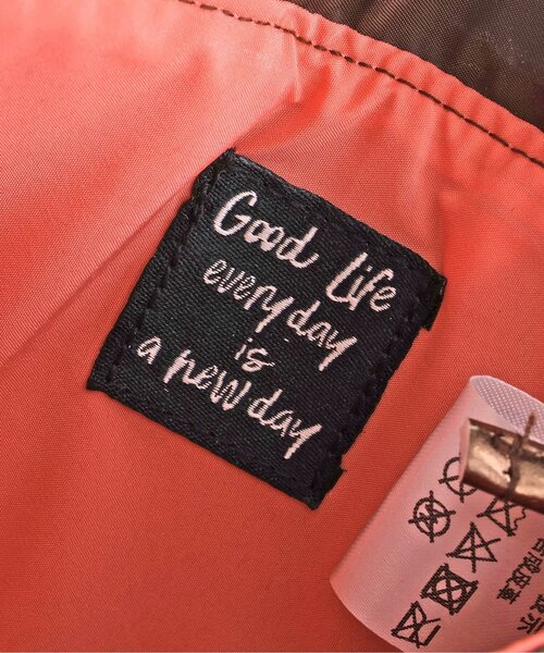 BREEZE（ブリーズ）の「ネコチャンショルダーバッグ（ショルダーバッグ・キッズ・ブラック/ブラウン・FREE）」の6枚目の写真