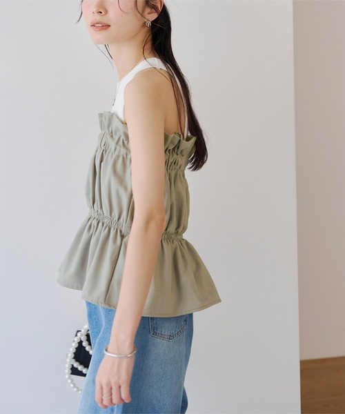 titivate（ティティベイト）の「ギャザーペプラムビスチェ（チューブトップ・レディース・ブラック/グレー・M）」の2枚目の写真