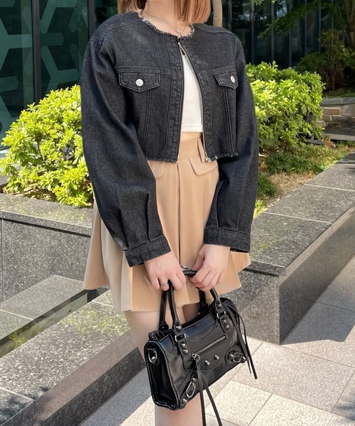 clear（クリア）の「フリンジデニムジャケット [ヴィンテージライク スタイルアップ]≪再入荷≫（デニムジャケット・レディース・インディゴブルー/ブラック・F）」の6枚目の写真