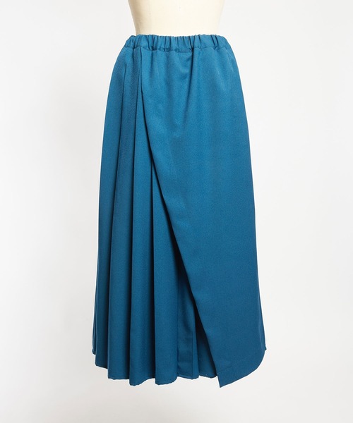 gomme（ゴム）の「ウォームＰツイル　Ｒタックパンツ（その他パンツ・レディース・ブラック/ブルー・MEDIUM）」の21枚目の写真