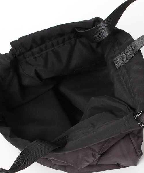 PENDLETON(ペンドルトン)の「【 PENDLETON / ペンドルトン 】キルティング ドローバック 巾着バック QT DRAWBAG(ハンドバッグ・レディース・オリーブドラブ/ブラック・FREE)」の16枚目の写真