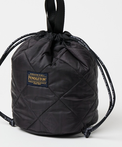 PENDLETON(ペンドルトン)の「【 PENDLETON / ペンドルトン 】キルティング ドローバック 巾着バック QT DRAWBAG(ハンドバッグ・レディース・オリーブドラブ/ブラック・FREE)」の5枚目の写真