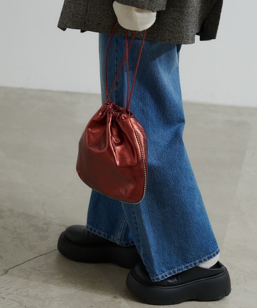 CIAOPANIC TYPY(チャオパニックティピー)の「コードレーンクラッシュメタル巾着BAG(トートバッグ・レディース・レッド/ミント/シルバー/グレイッシュベージュ/ブラック・ONE SIZE)」の15枚目の写真