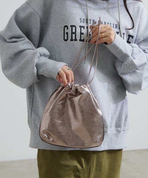 CIAOPANIC TYPY(チャオパニックティピー)の「コードレーンクラッシュメタル巾着BAG(トートバッグ・レディース・レッド/ミント/シルバー/グレイッシュベージュ/ブラック・ONE SIZE)」の10枚目の写真