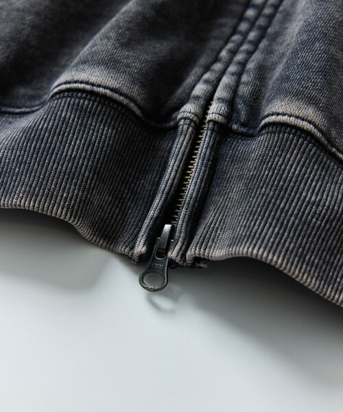 FREAK'S STORE(フリークスストア)の「限定展開 MR HEARTS/ミスターハーツ CHEMICAL WASH ZIP UP HOODIE(パーカー・メンズ・ブラック/ブラウン/ネイビー・MEDIUM/LARGE/SMALL)」の12枚目の写真