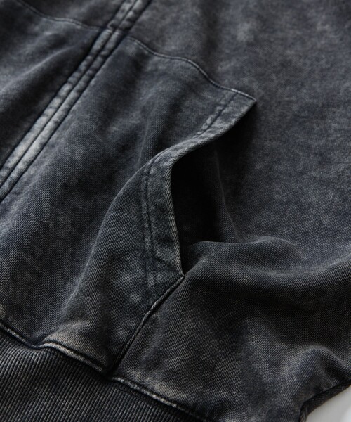 FREAK'S STORE(フリークスストア)の「限定展開 MR HEARTS/ミスターハーツ CHEMICAL WASH ZIP UP HOODIE(パーカー・メンズ・ブラック/ブラウン/ネイビー・MEDIUM/LARGE/SMALL)」の13枚目の写真