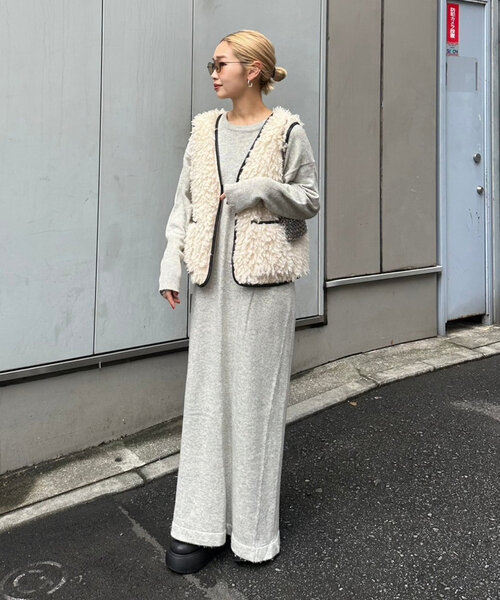 CIAOPANIC TYPY(チャオパニックティピー)の「【WEB限定】ウール混クルーネックニットワンピース(ワンピース・レディース・ブラック/ライトグレー/ブラウン/オフホワイト・SMALL/MEDIUM/LARGE)」の19枚目の写真