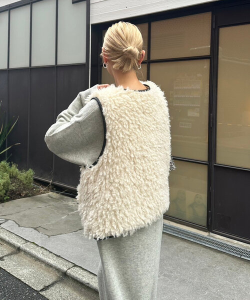 CIAOPANIC TYPY(チャオパニックティピー)の「【WEB限定】ウール混クルーネックニットワンピース(ワンピース・レディース・ブラック/ライトグレー/ブラウン/オフホワイト・SMALL/MEDIUM/LARGE)」の22枚目の写真