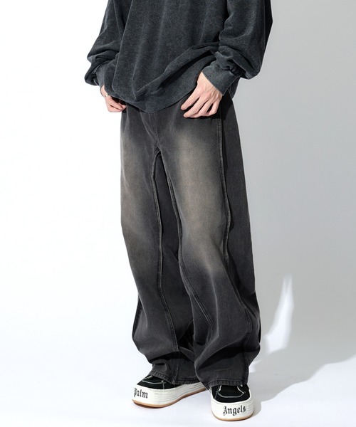 tinkerend（ティンカーエンド）の「【ユニセックス】Wave Wide Buggy Denim / ウェーブワイドバギーデニム バギーパンツ（デニムパンツ・レディース・ブラック/ブルー・3/2/1）」の2枚目の写真