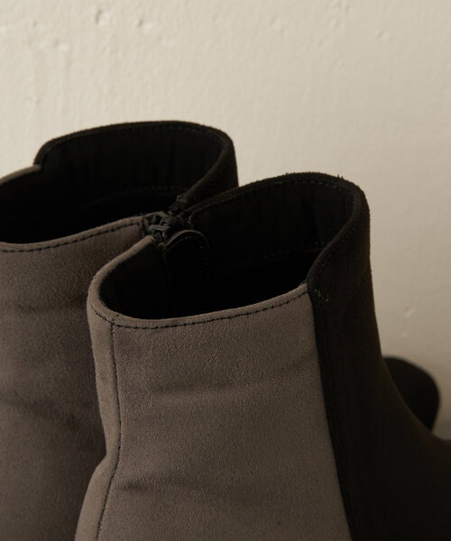 Jena espace merveilleux（ジェナ　エスパスメルヴェイユ）の「バイカラーショートブーツ（ブーツ・レディース・ベージュ/ブラック・LARGE/MEDIUM）」の8枚目の写真