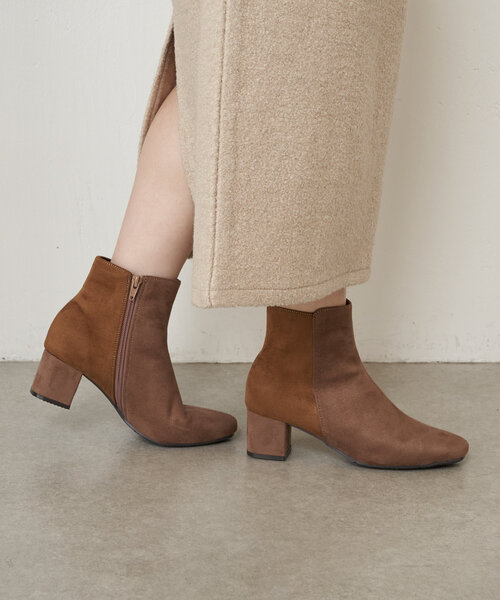 Jena espace merveilleux（ジェナ　エスパスメルヴェイユ）の「バイカラーショートブーツ（ブーツ・レディース・ベージュ/ブラック・LARGE/MEDIUM）」の13枚目の写真